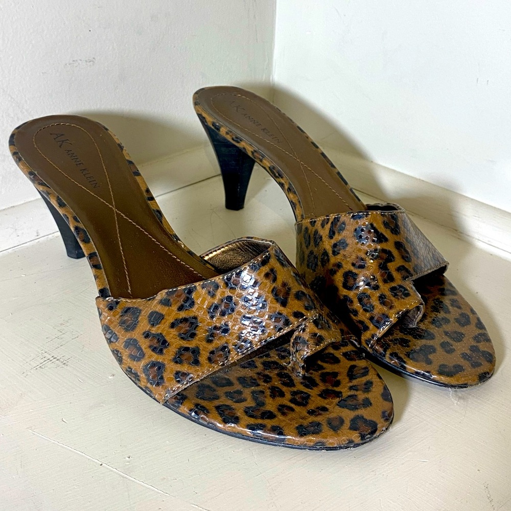 Anne Klein slide sandals